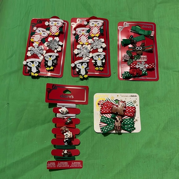 Claire's Other - Little girls Claire’s Christmas barrette lot 5 pcs